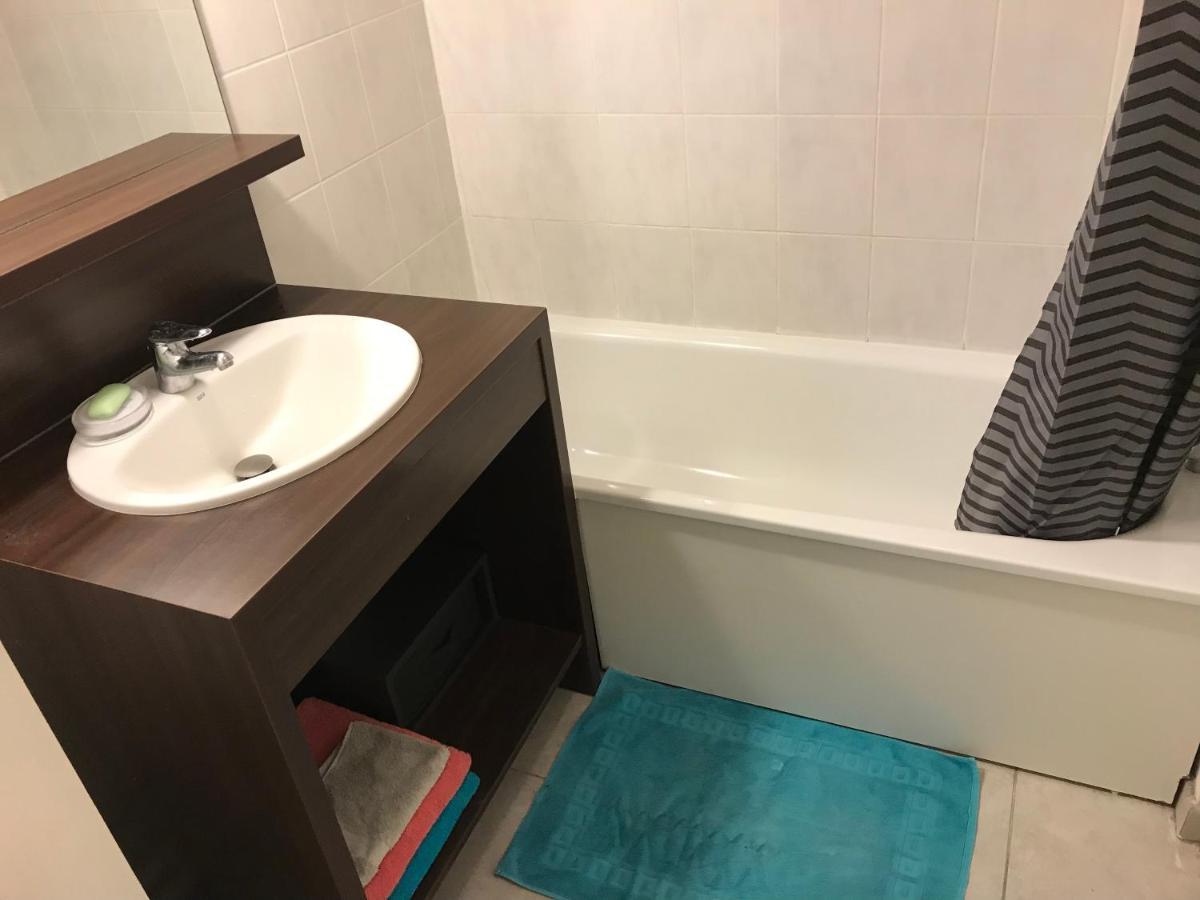 Studio 22M2 Rer Val D'Europe A 150M /Disney-Paris Монтеврен Екстериор снимка
