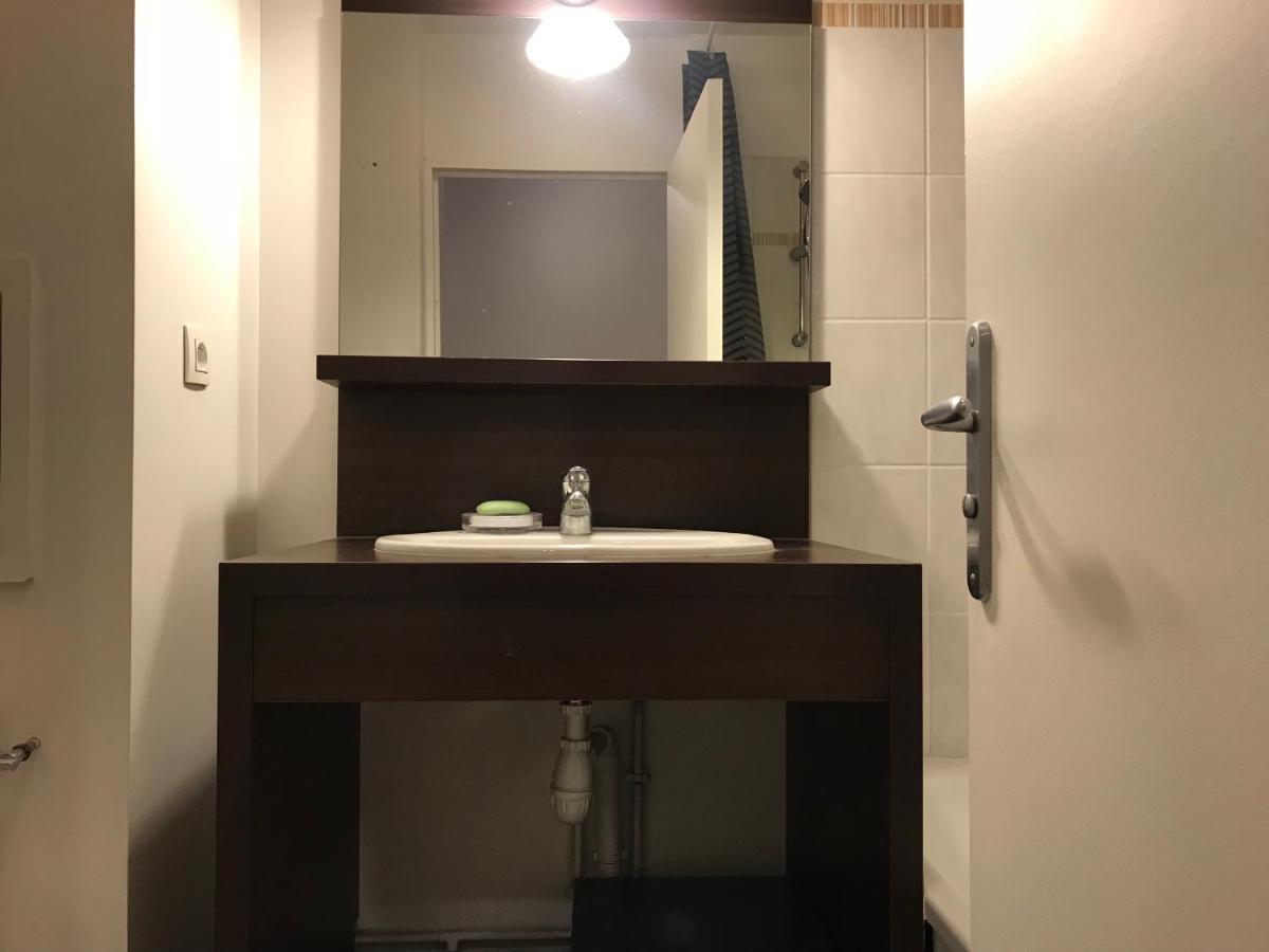 Studio 22M2 Rer Val D'Europe A 150M /Disney-Paris Монтеврен Екстериор снимка